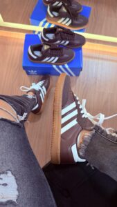 tênis adidas samba og preto/off white