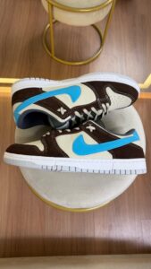 dunk low pro bege, azul e marrom