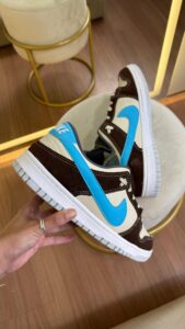 dunk low pro bege, azul e marrom